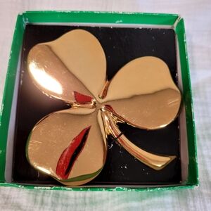 Vintage 24K Gold Plated 3 Leaf Shamrock Clover Paperweight In Box 4 1/2"